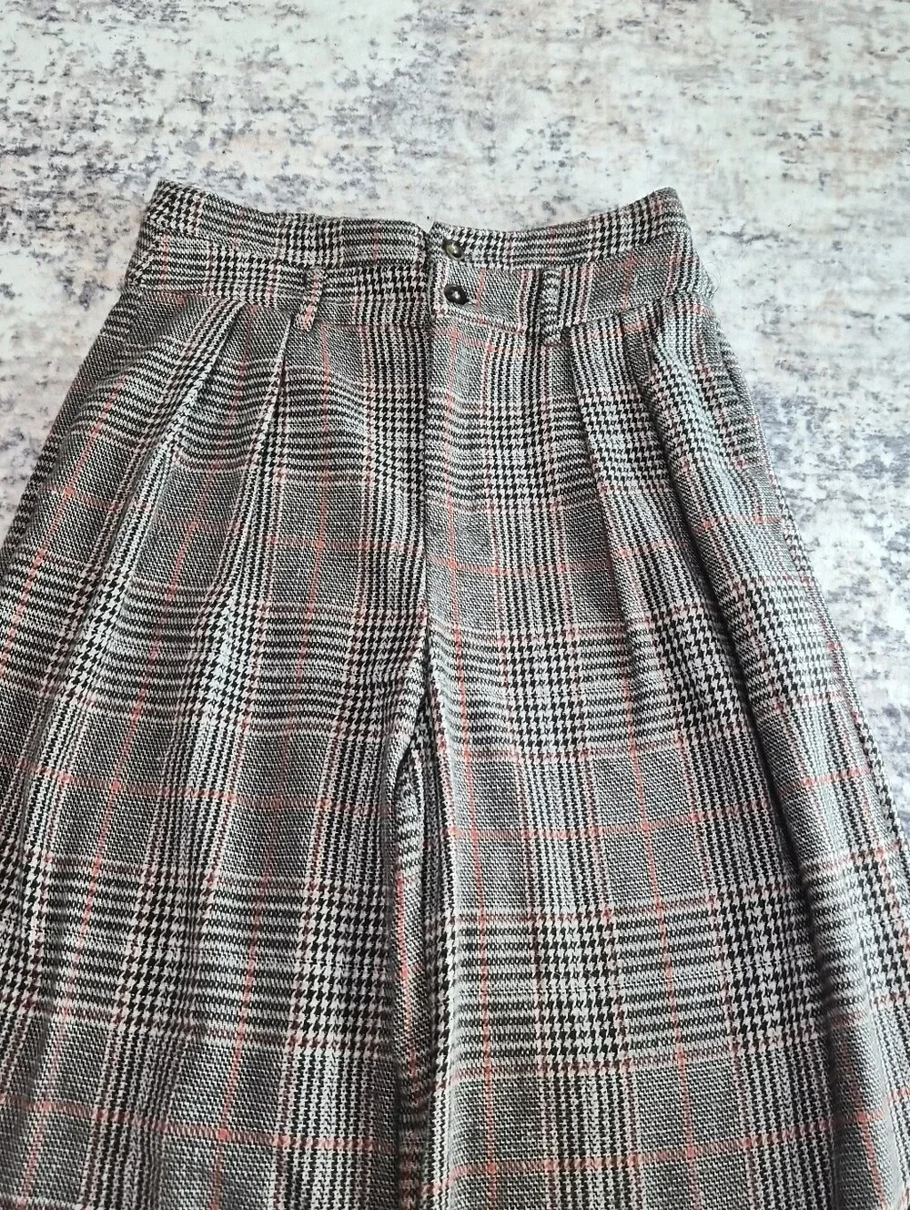 Cider Wide-Leg Glen Plaid Pants in Black & Gray